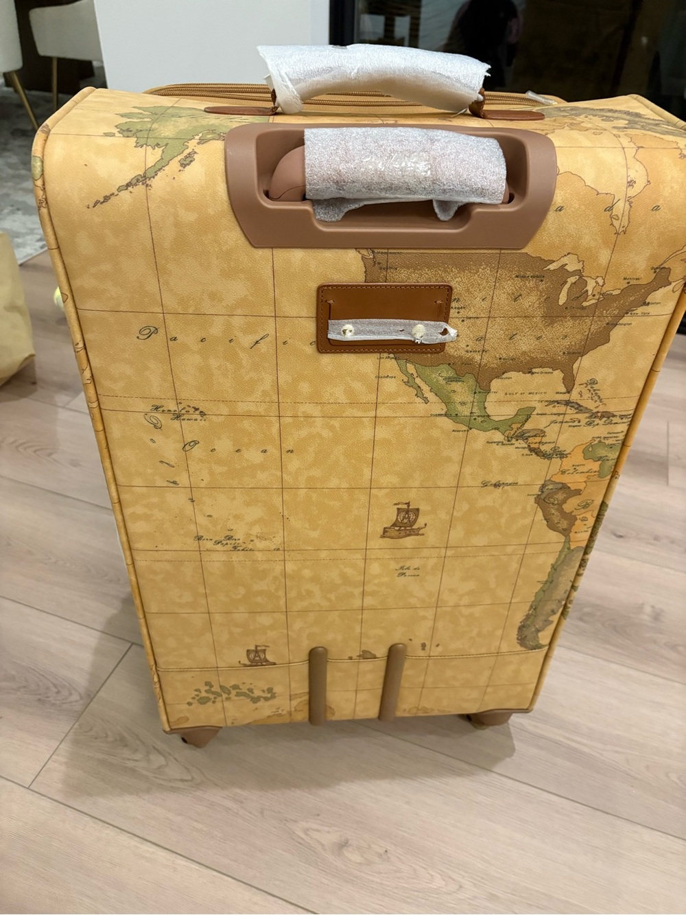 NWT Alviero Martini 1 Classe Geo Classic Large RARE Discontinued Suitcase - Picture 15 of 16
